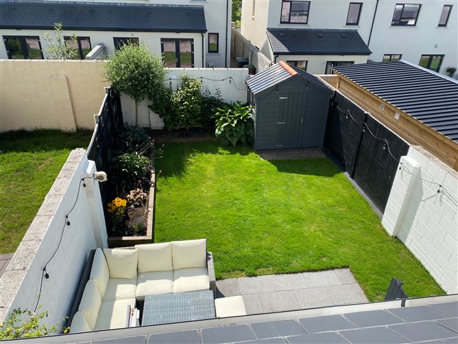 https://photos-a.propertyimages.ie/media/4/3/8/4945834/7551f9c2-9060-4fd0-a5fc-c65d0e801b3d_l.jpeg