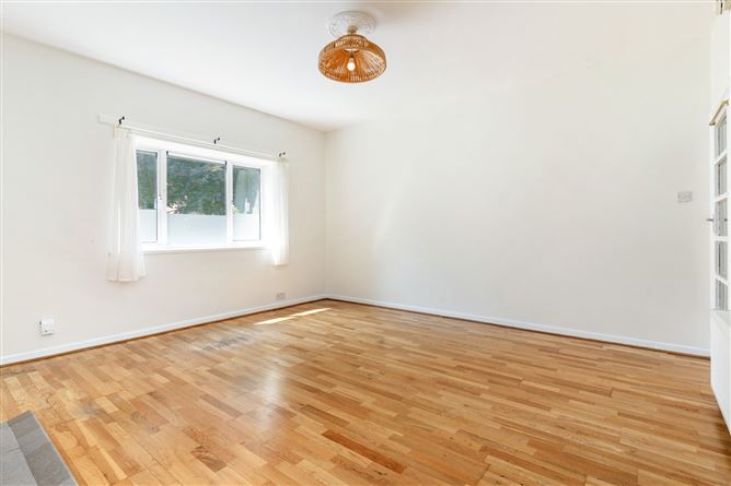 102 Cedar House, Mespil Estate, Sussex Road, Dublin 4