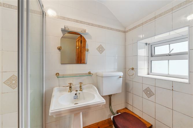 Ivy House, Main Street, Whitegate, Co. Cork