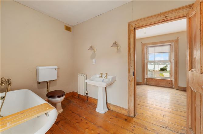 Ivy House, Main Street, Whitegate, Co. Cork