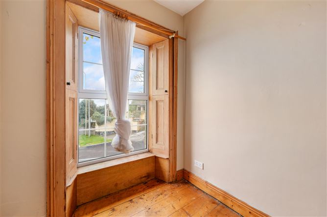 Ivy House, Main Street, Whitegate, Co. Cork