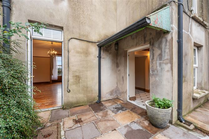 Ivy House, Main Street, Whitegate, Co. Cork