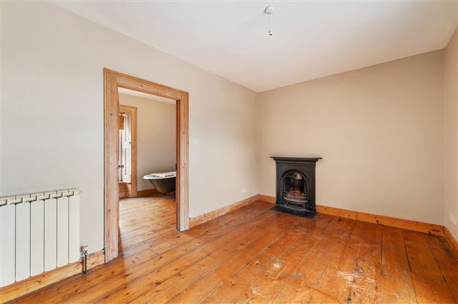 Ivy House, Main Street, Whitegate, Co. Cork