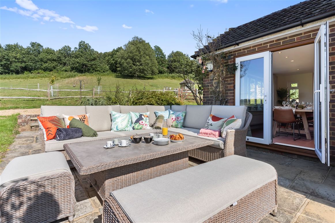 The Surrey Hideaway,Lodkin Hill,Surrey,United Kingdom