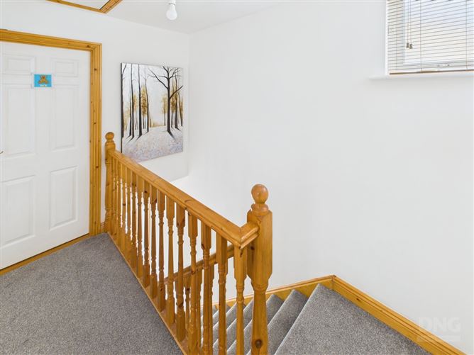 19 Oakfield, Tullamore, Co. Offaly