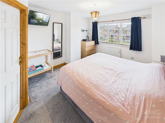 19 Oakfield, Tullamore, Co. Offaly