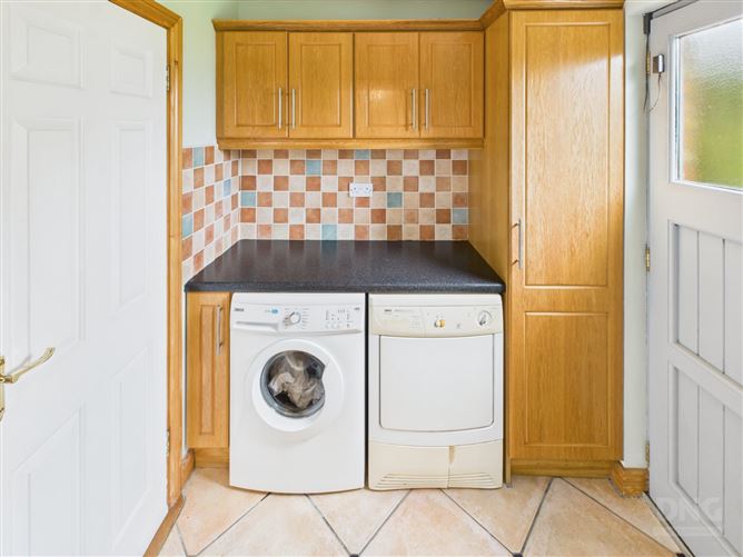 19 Oakfield, Tullamore, Co. Offaly