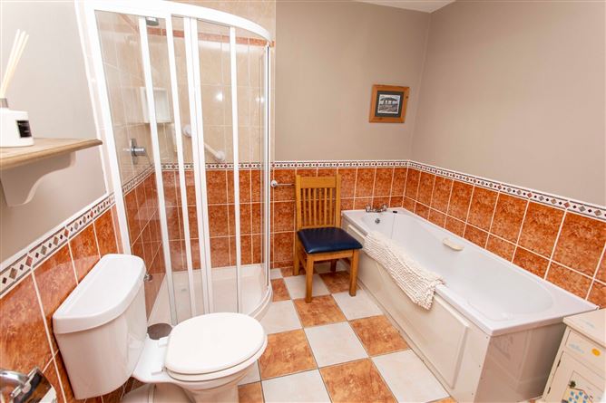 Photo 14 of 22 — 4 Tralee Bay Holiday Village, Aughacasla South, Co. Kerry