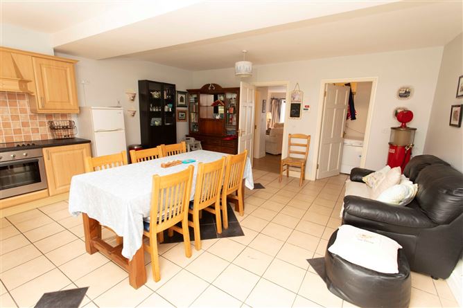 Photo 10 of 22 — 4 Tralee Bay Holiday Village, Aughacasla South, Co. Kerry