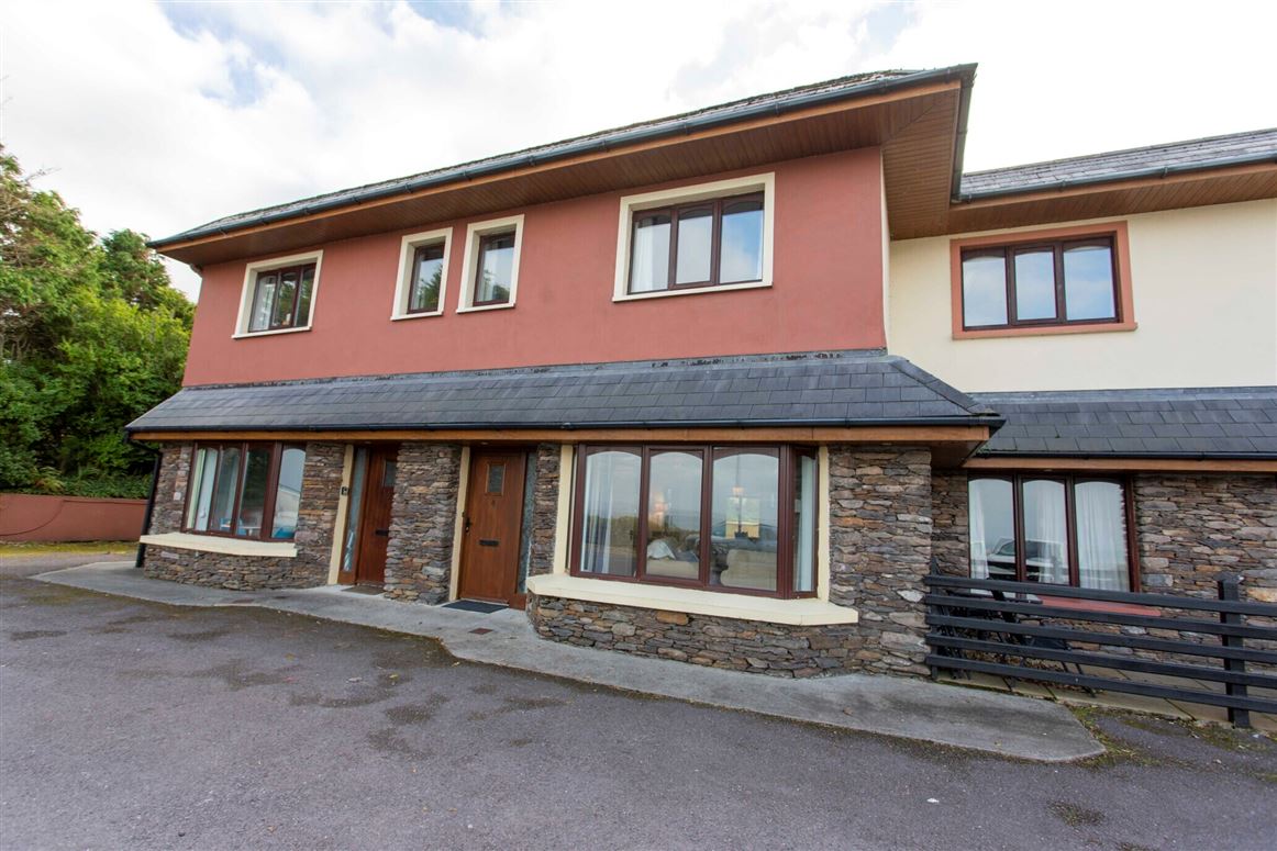 4 Tralee Bay Holiday Village, Aughacasla South, Co. Kerry