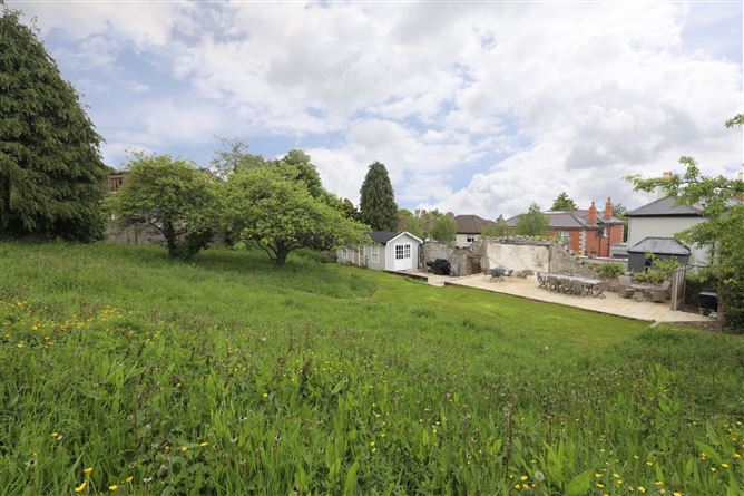 Montpelier, Ardeevin Road, Dalkey, Co. Dublin