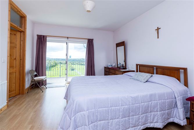 Dungummin Upper, Mountnugent, Co. Cavan
