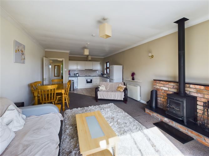 29 Pebble Lawn, Pebble Beach, Tramore, Waterford