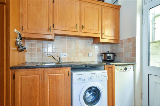 19 Manor Close, Kingston, Galway