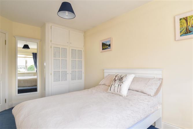 19 Manor Close, Kingston, Galway