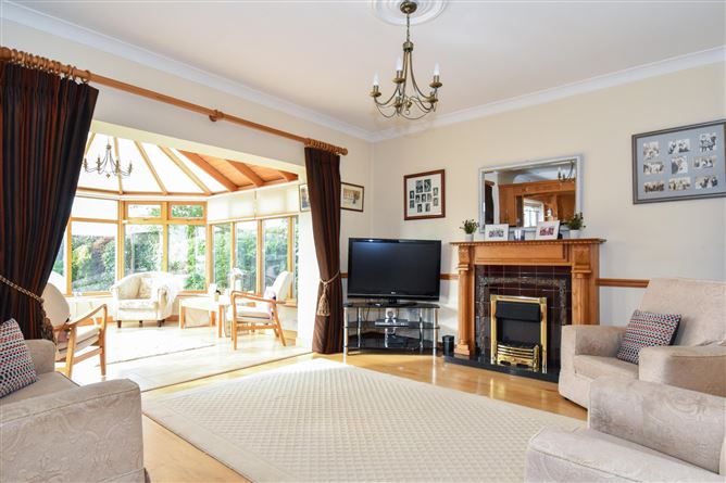 19 Manor Close, Kingston, Galway
