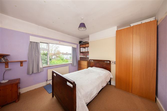 15 Woodlands Drive, Stillorgan, Dublin