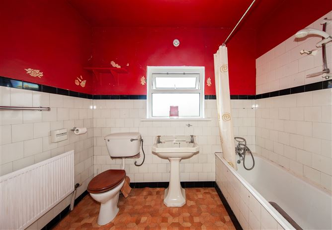 15 Woodlands Drive, Stillorgan, Dublin