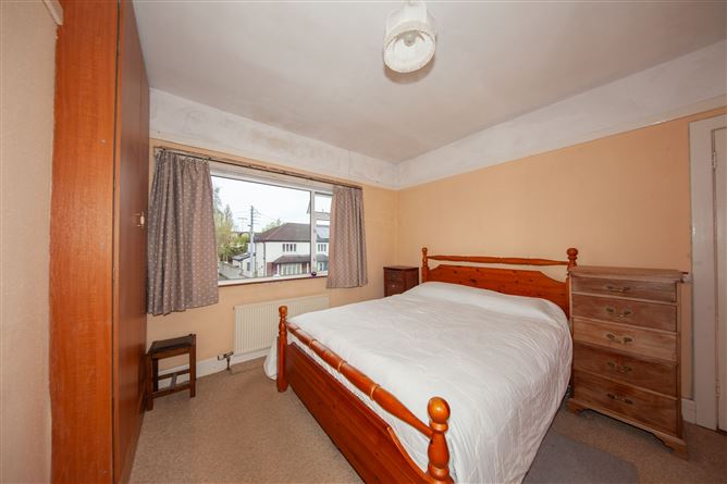 15 Woodlands Drive, Stillorgan, Dublin