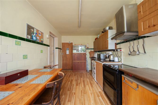 15 Woodlands Drive, Stillorgan, Dublin