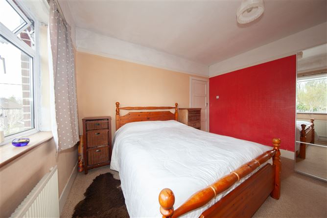15 Woodlands Drive, Stillorgan, Dublin