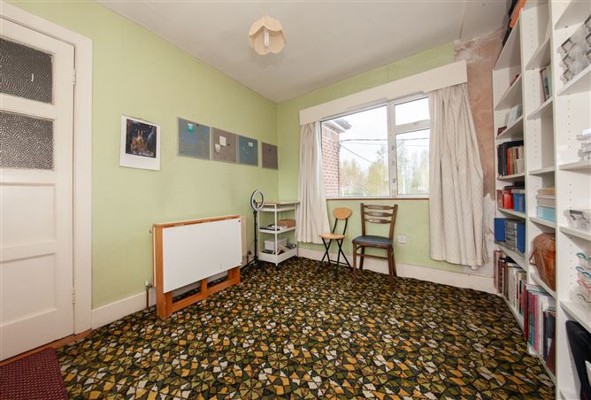 15 Woodlands Drive, Stillorgan, Dublin