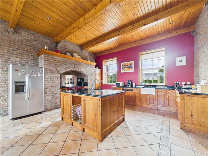Cloverfield House, Muckross Rd, Killarney, Co. Kerry