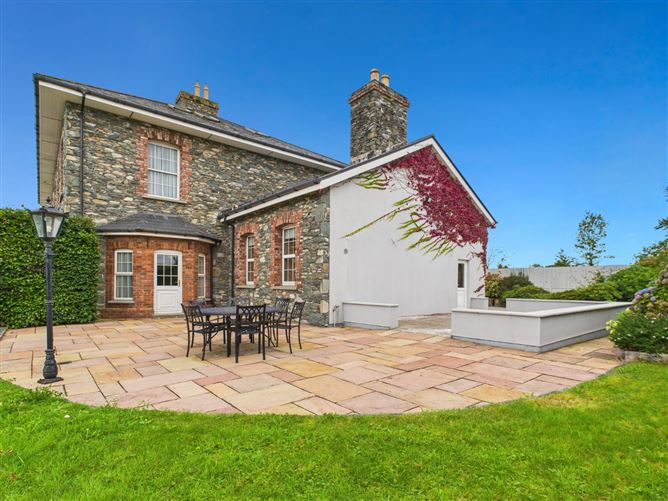 Cloverfield House, Muckross Rd, Killarney, Co. Kerry