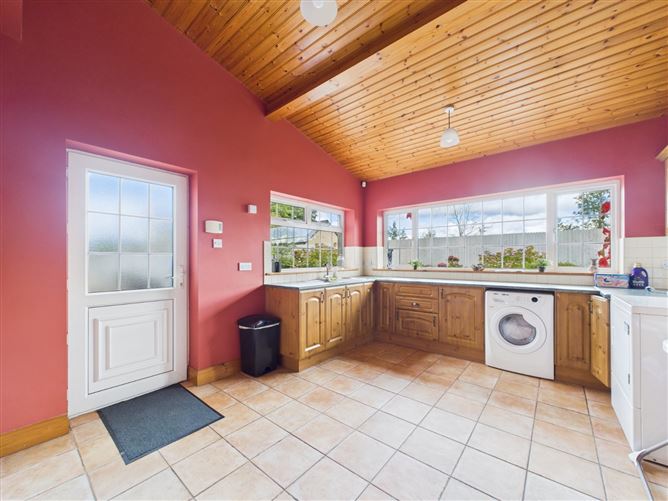 Cloverfield House, Muckross Rd, Killarney, Co. Kerry