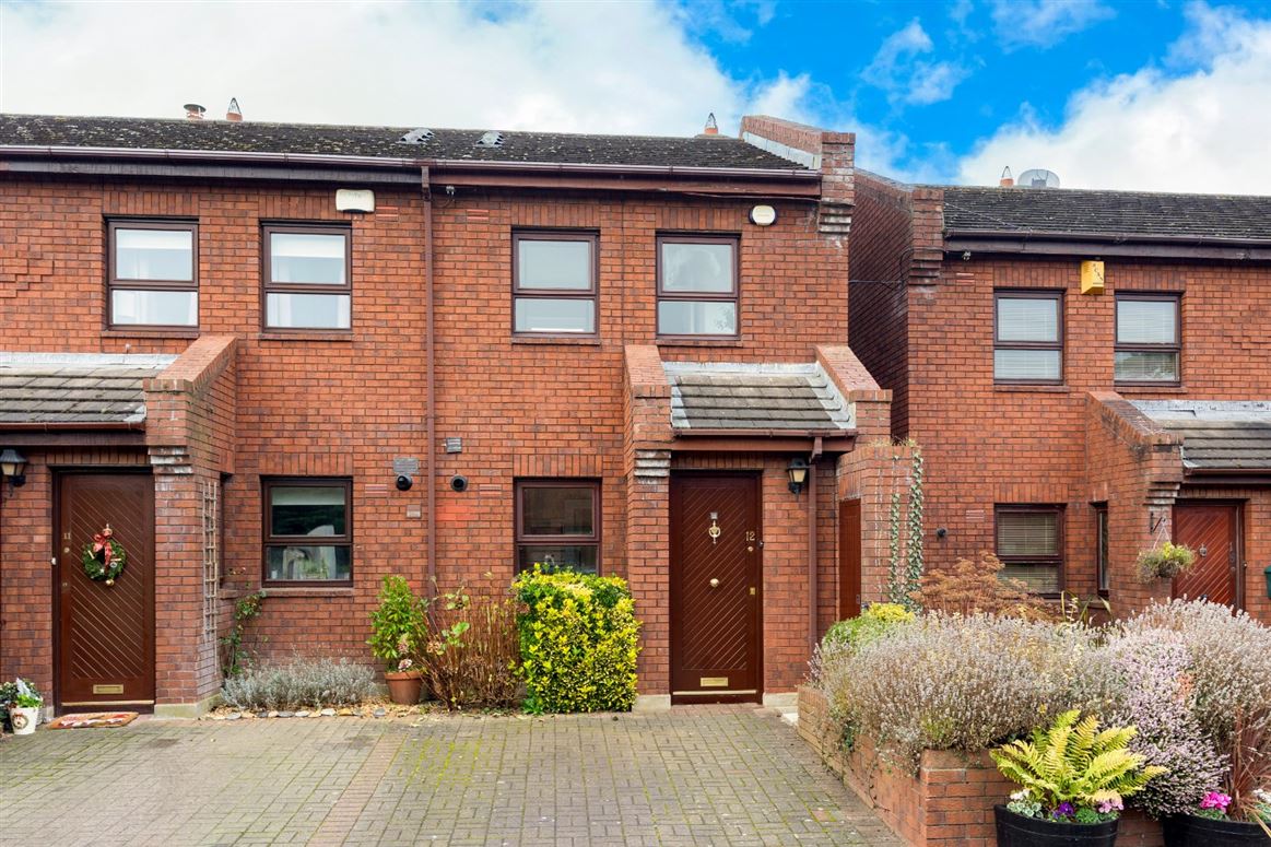 12 Nutley Square, Greenfield Park, Donnybrook, Dublin 4