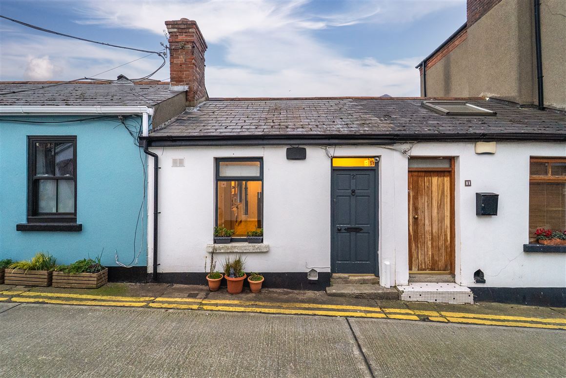 2 Gray Square, The Coombe, Dublin 8