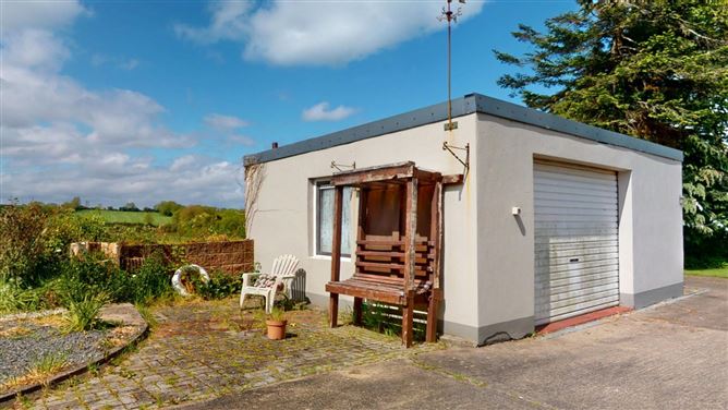 Coolroe Lodge, Dunbrody, Campile, Co. Wexford