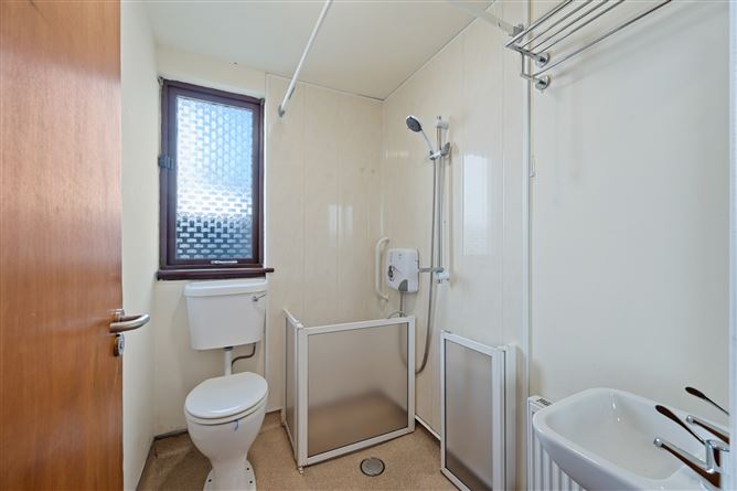 Photo 17 of 43 — Moynoe, 35 Slieve Mish Park, Kinsale Road, Cork City, Co. Cork