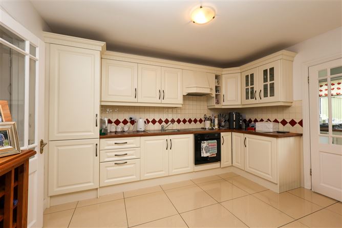 12 The Sycamores, Rochfortbridge, Mullingar, Co. Westmeath