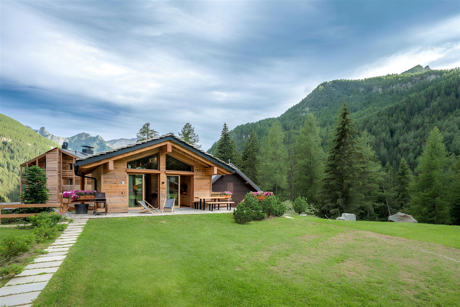 Photo 1 of 17 — Rosa Above Crocetta,Frachey, Aosta Valley, Italy