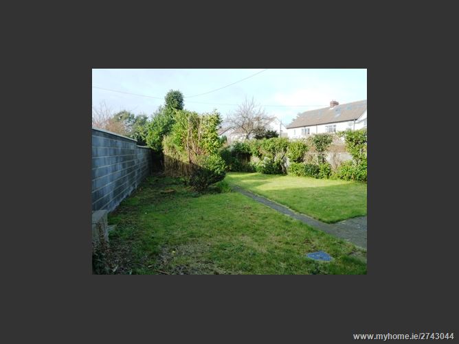 5 Dale Drive, Stillorgan,   South County Dublin