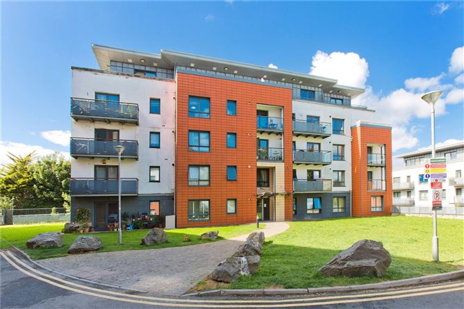 52b Seven Oaks, Sarsfield Road, Dublin 10