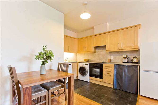 52b Seven Oaks, Sarsfield Road, Dublin 10