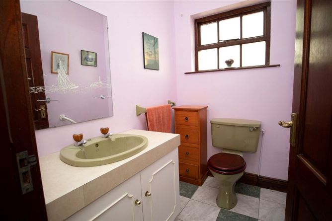 Cushlawn House, Castlecolumb, Knocktopher, Co. Kilkenny