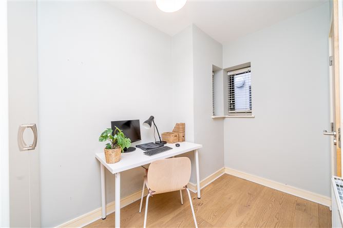 6 Camac View, Kilmainham Lane, Dublin 8