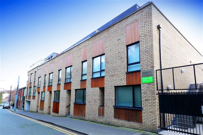 6 Camac View, Kilmainham Lane, Dublin 8