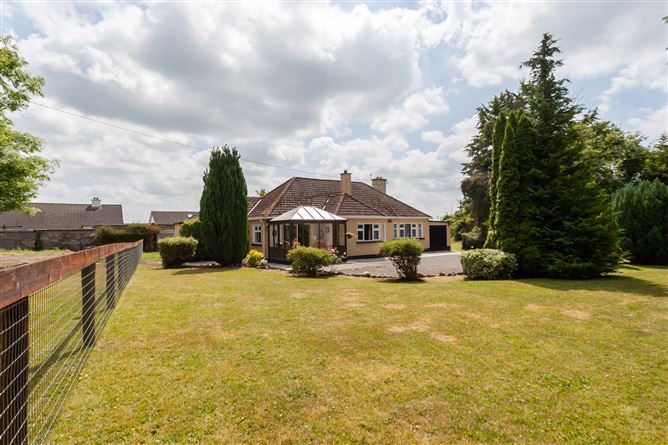 "Woodside", Melitta Road, Kildare Town, Kildare
