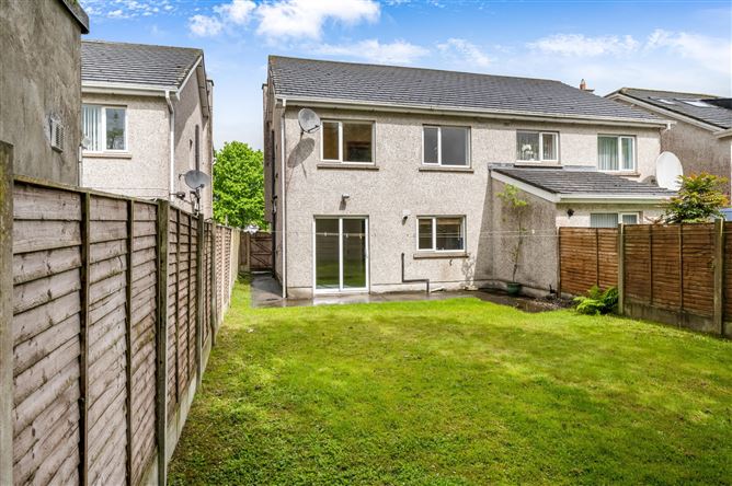 17 Maple Lawn, Johnstown Wood, Navan, Co. Meath