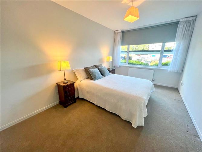 1 The Maple,  Hazeldene,  Anglesea Road,  Ballsbridge,  Dublin 4. , Dublin 4, Dublin