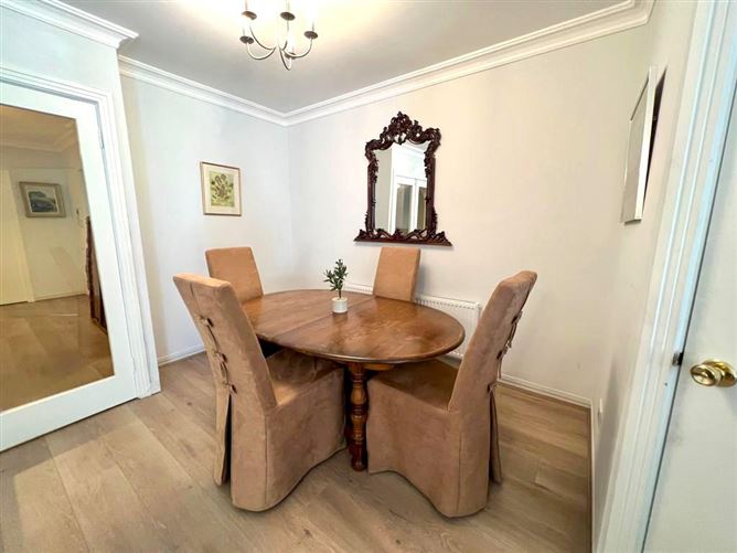 1 The Maple,  Hazeldene,  Anglesea Road,  Ballsbridge,  Dublin 4. , Dublin 4, Dublin