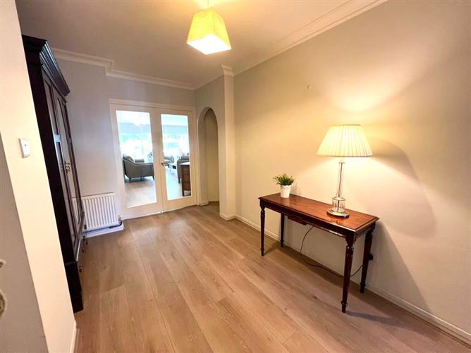 1 The Maple,  Hazeldene,  Anglesea Road,  Ballsbridge,  Dublin 4. , Dublin 4, Dublin