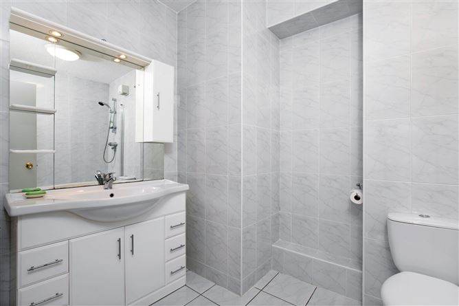 1 The Maple,  Hazeldene,  Anglesea Road,  Ballsbridge,  Dublin 4. , Dublin 4, Dublin