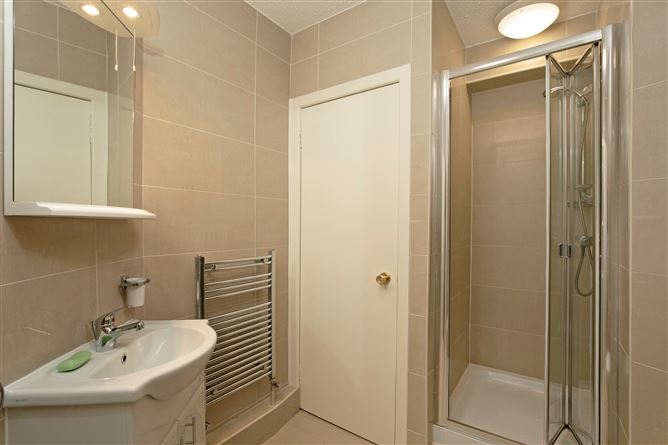 1 The Maple,  Hazeldene,  Anglesea Road,  Ballsbridge,  Dublin 4. , Dublin 4, Dublin