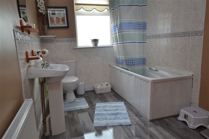 Ballinakill, Ballycanew, Wexford