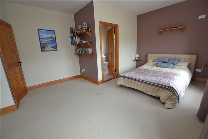 Ballinakill, Ballycanew, Wexford